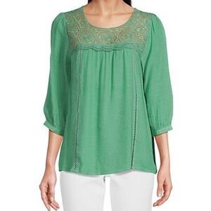 Figueroa & Flower Green Scoop Neck 3/4 Sleeve Lace Yoke Blouse | Size Medium